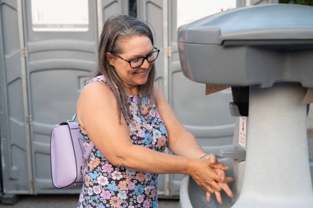 Best Portable toilet rental cost  in Pulaski, WI